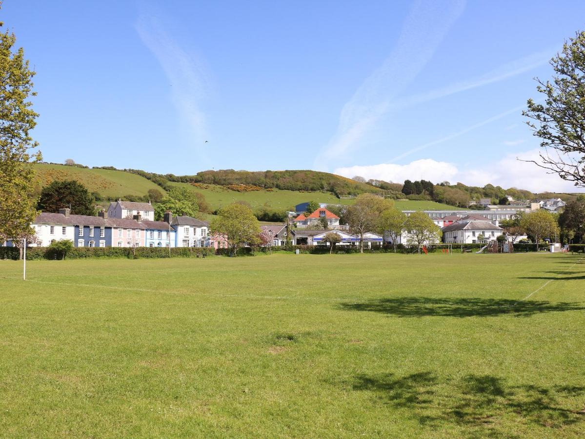 Blaenywawr Annexe Villa Cross Inn Exterior photo